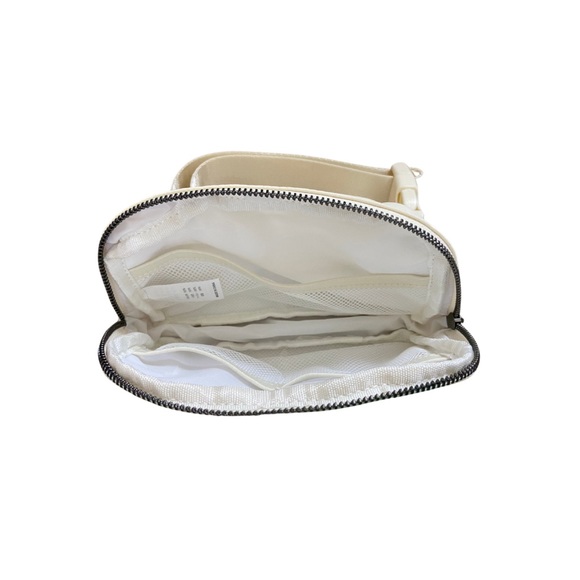 Mardi Gras Mambo Fanny Pack - Picture 2 of 7